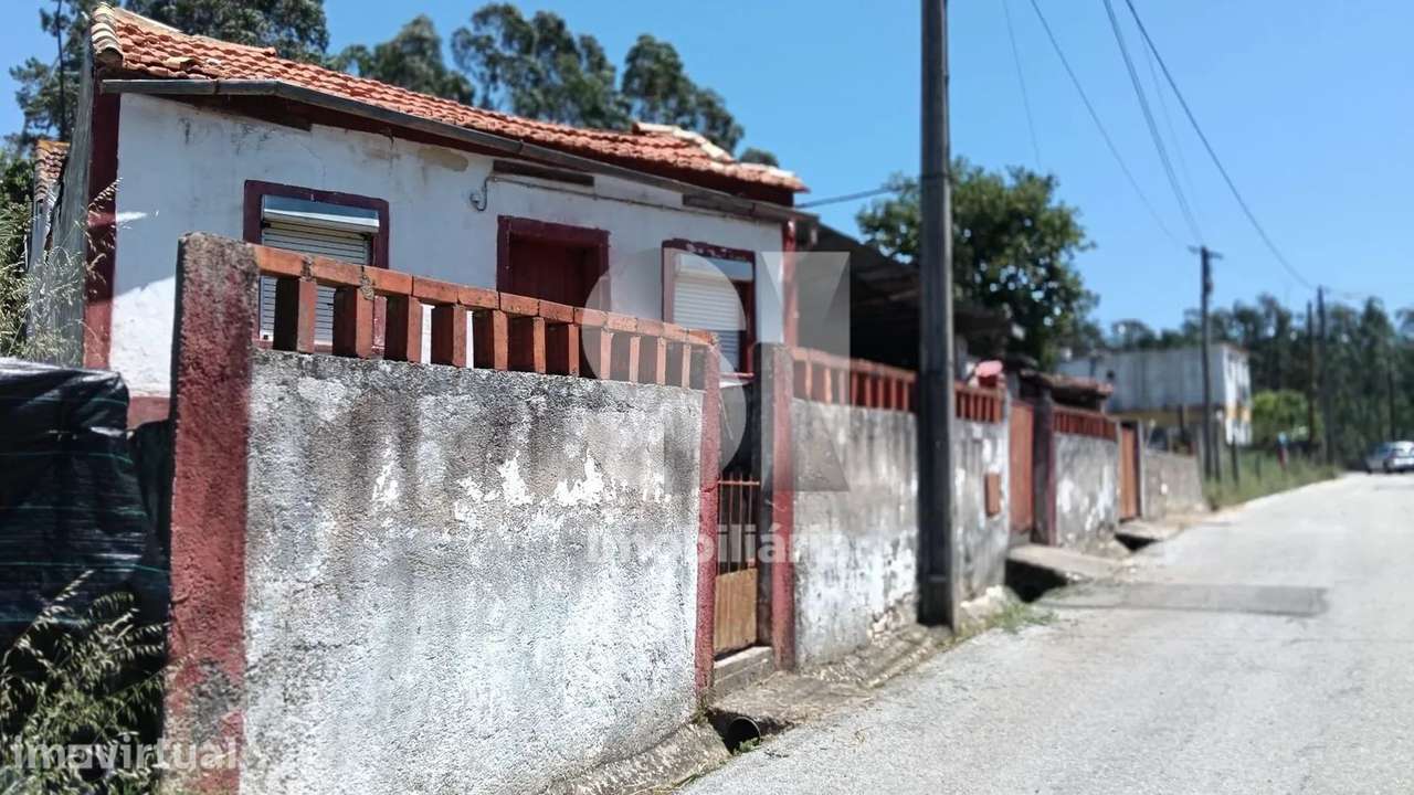 Casa com terreno para recuperar - Grande imagem: 2/20