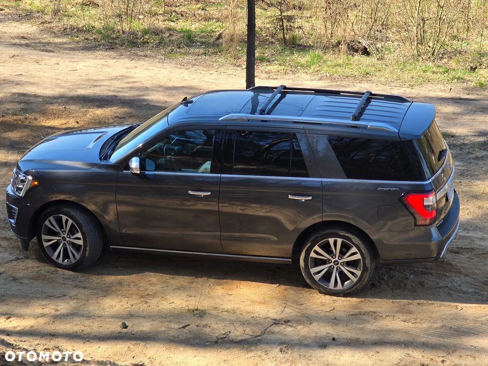 Ford Expedition - 28