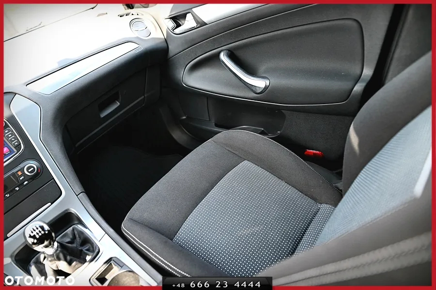 Ford Mondeo 2.0 TDCi Titanium - 21