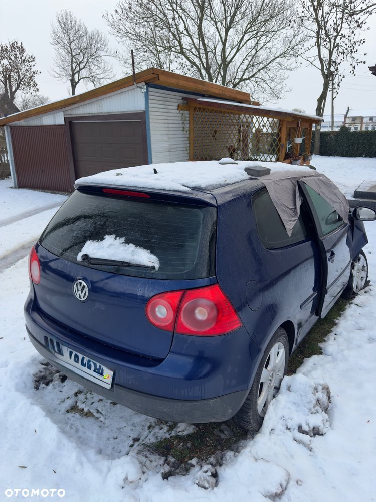 Volkswagen Golf 1.9 TDI Sportline - 2