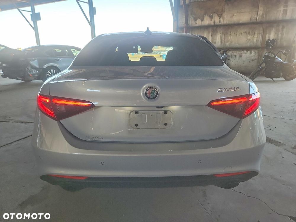 Alfa Romeo Giulia - 3