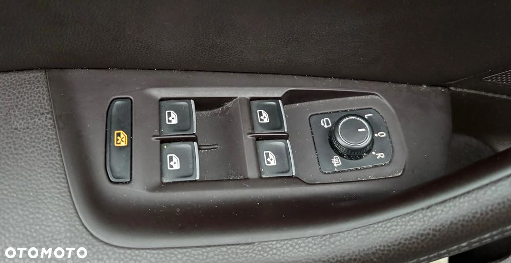 Volkswagen Passat 1.8 TSI BMT Highline DSG - 17
