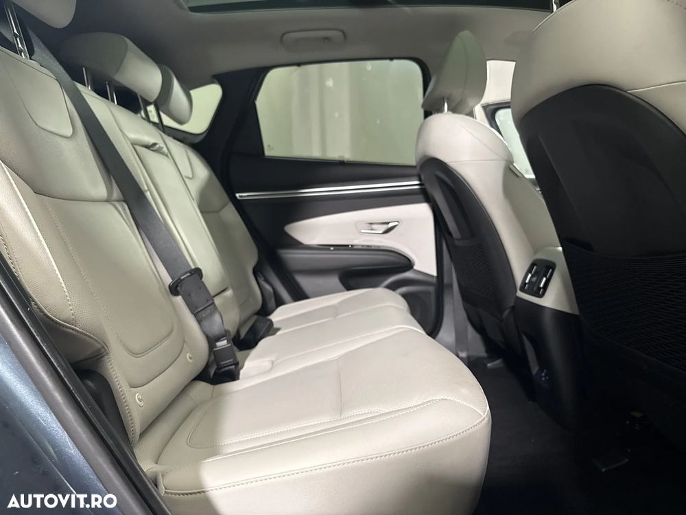 Hyundai Tucson - 13