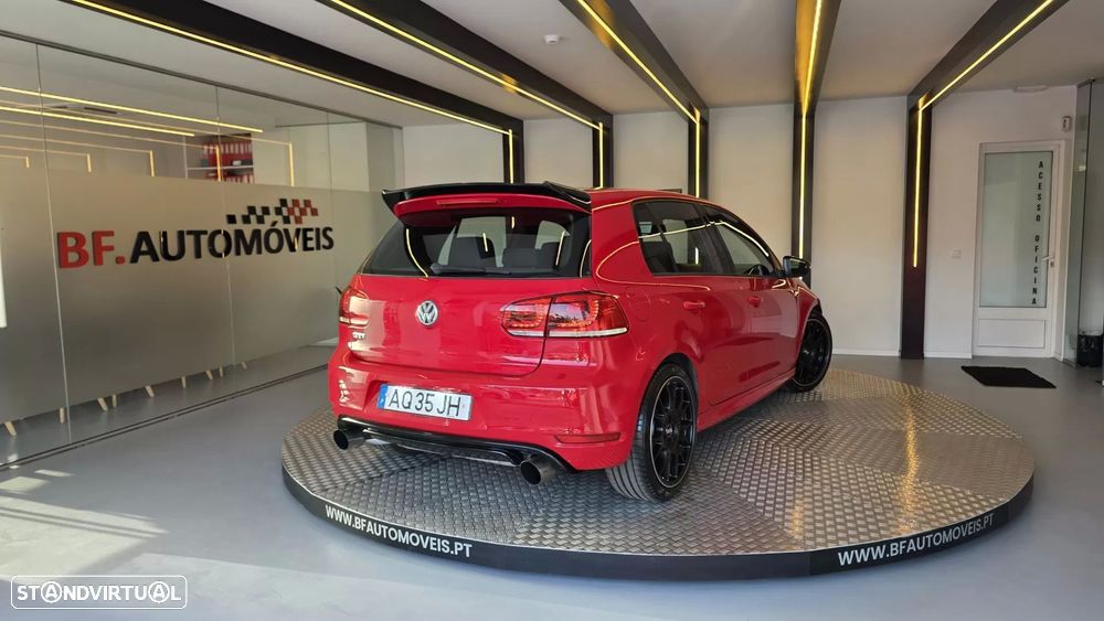 VW Golf 2.0 TSi GTI DSG - 18