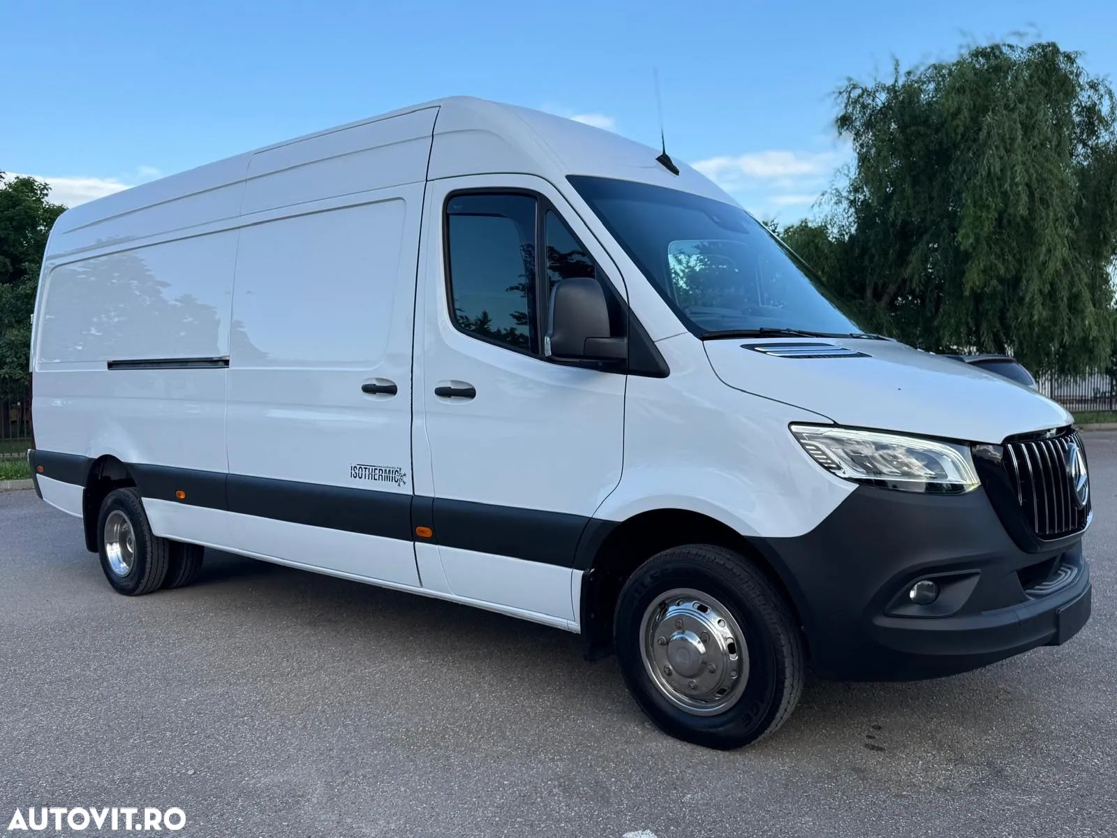 Mercedes-Benz Sprinter - 1