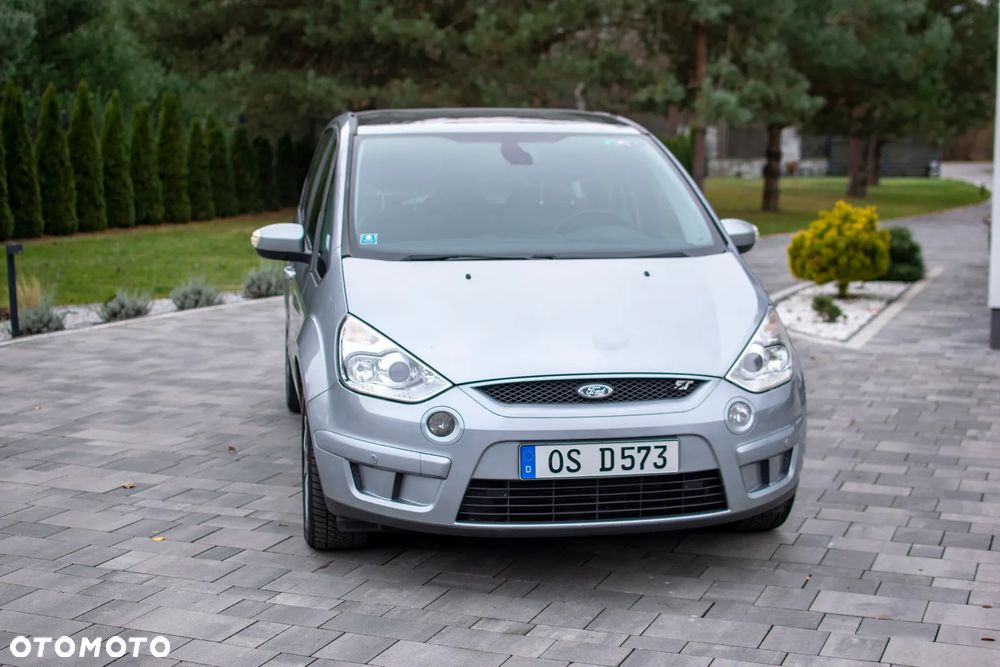 Ford S-Max - 8