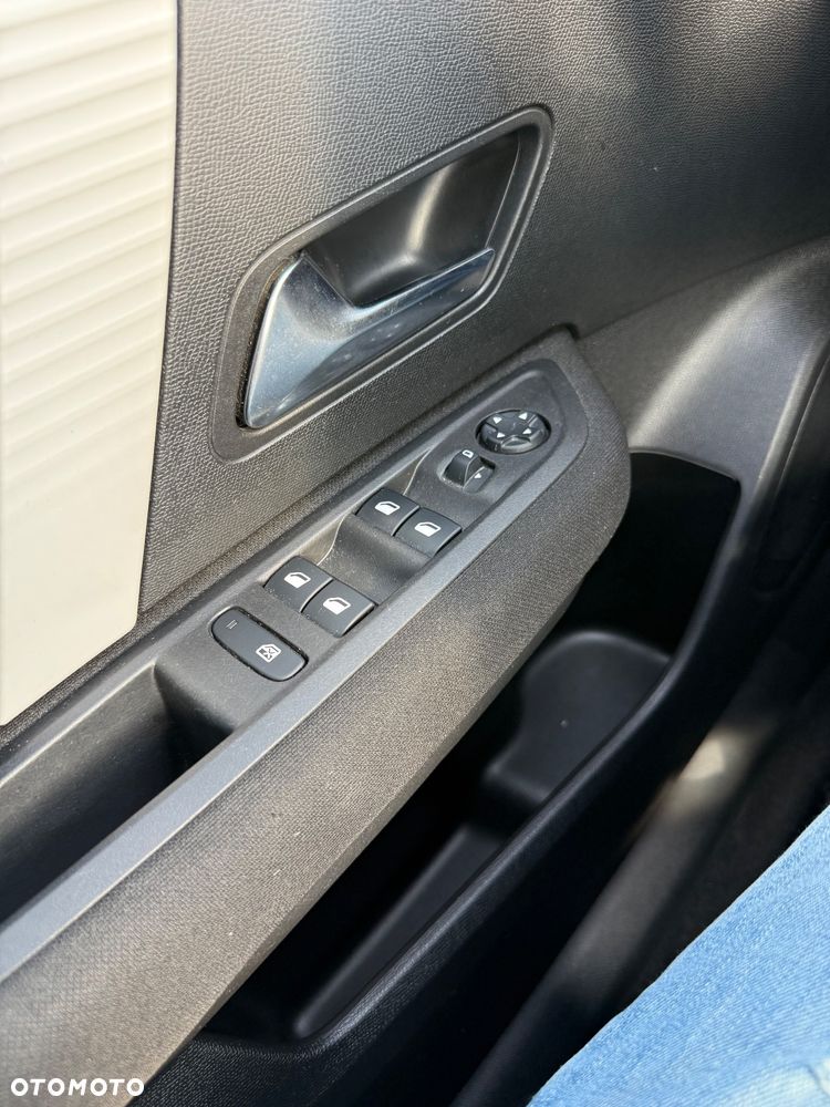 Citroën C4 PureTech 100 Stop&Start LIVE - 11