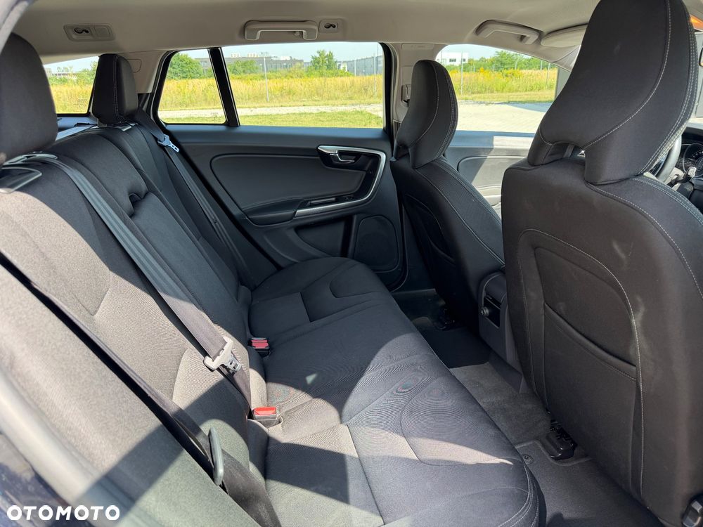 Volvo V60 D2 Drive-E Kinetic - 15