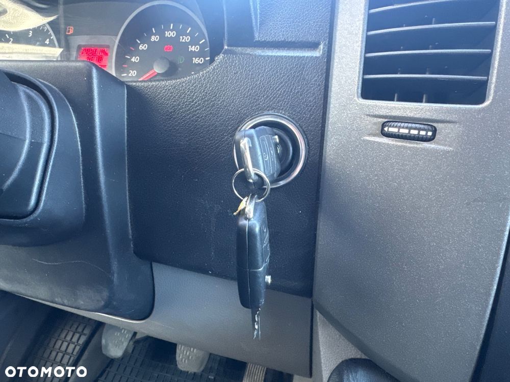Volkswagen CRAFTER - 18