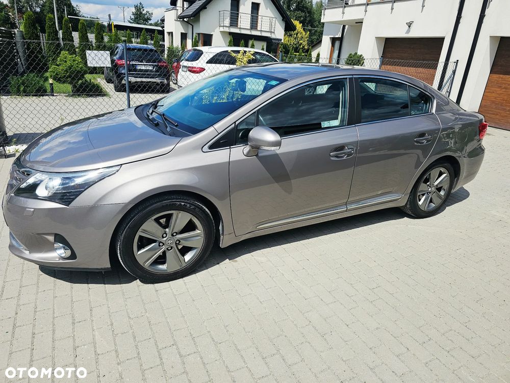 Toyota Avensis 1.8 Prestige - 4