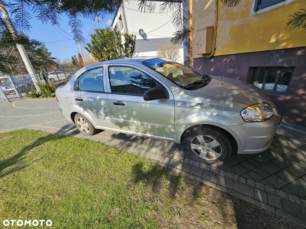 Chevrolet Aveo - 1
