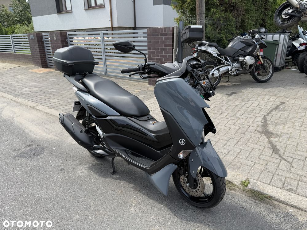 Yamaha NMAX - 1
