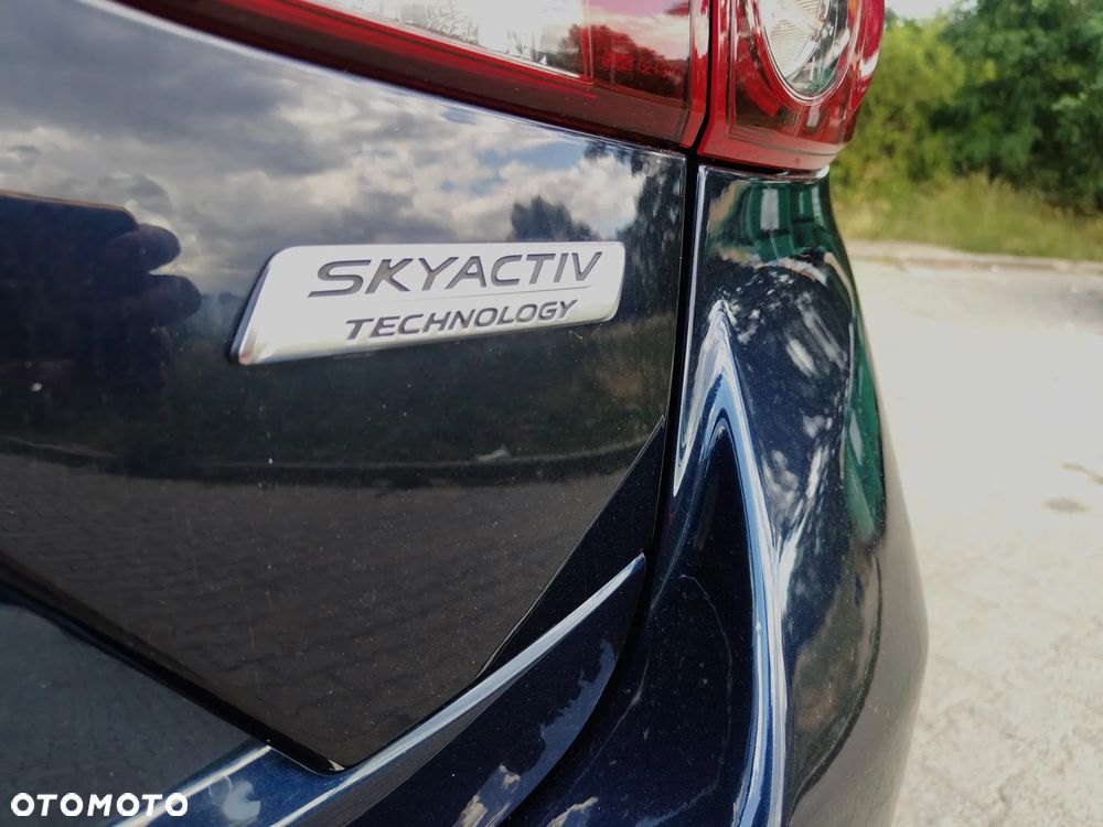 Mazda 3 SKYACTIV-G 120 NAKAMA - 29