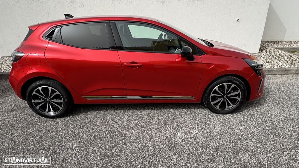 Renault Clio 1.0 TCe Techno Bi-Fuel - 2