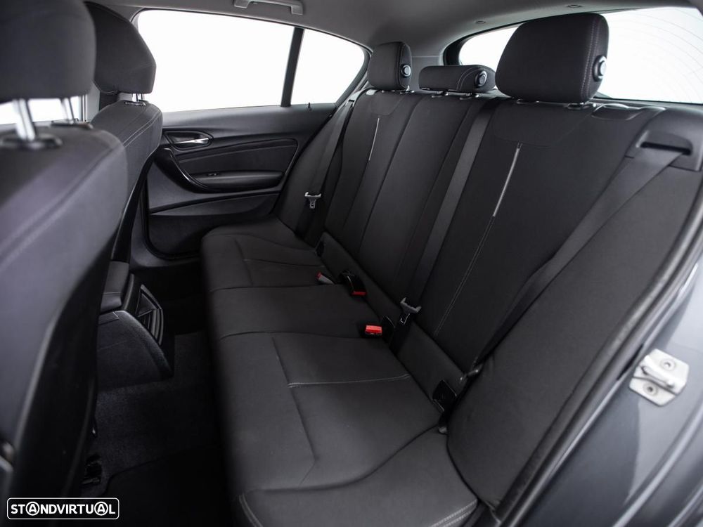 BMW 118 - 10
