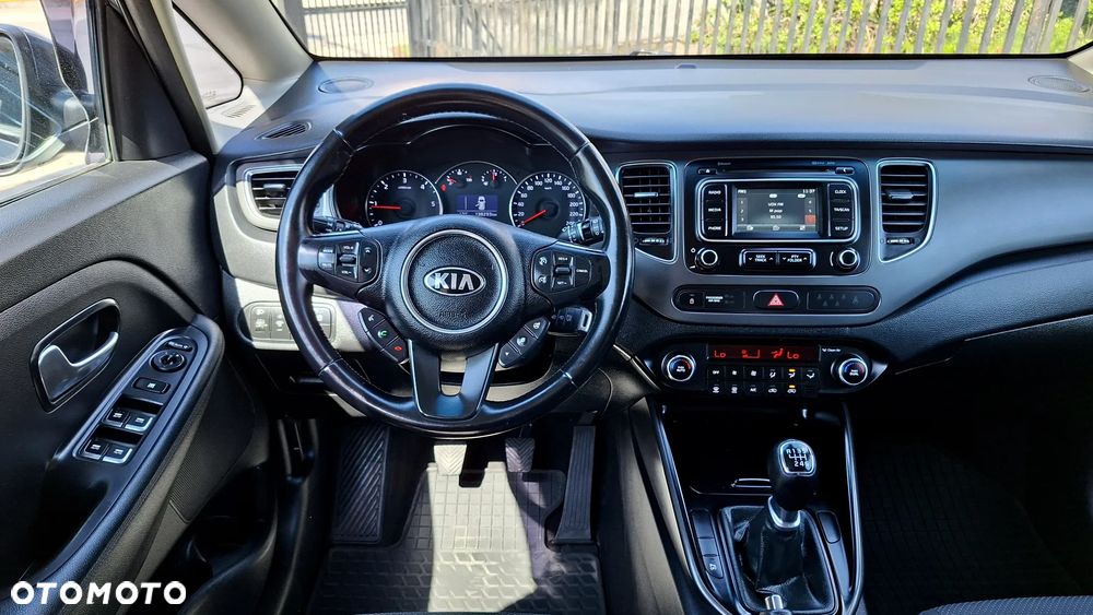Kia Carens 1.7 CRDi Spirit - 33