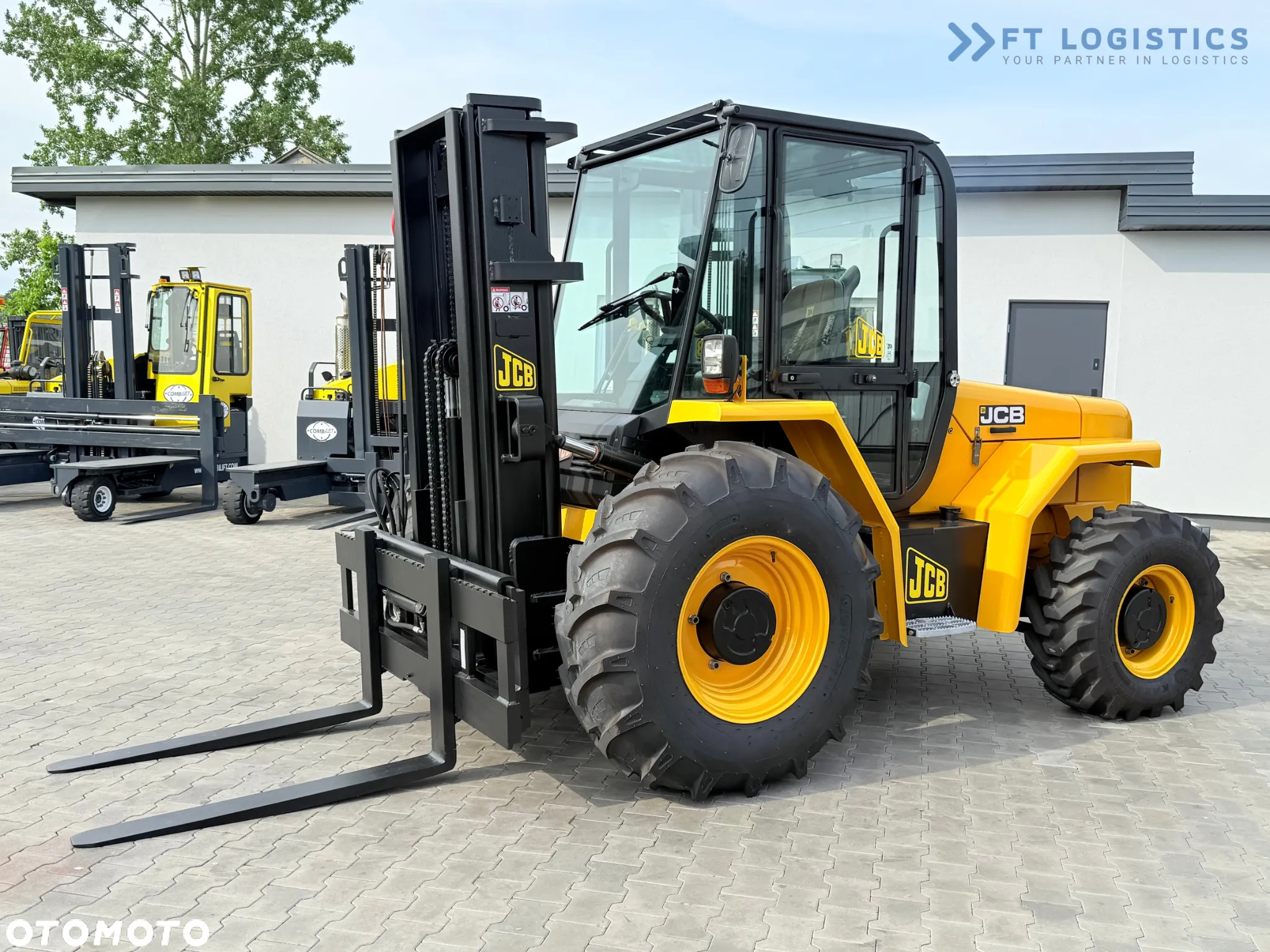 JCB 940 / DIESEL / TRIPLEX 4500MM / POZYCJONER / PRZESÓW WIDEŁ / 4T / NOWE OPONY / JAK NOWY - 3