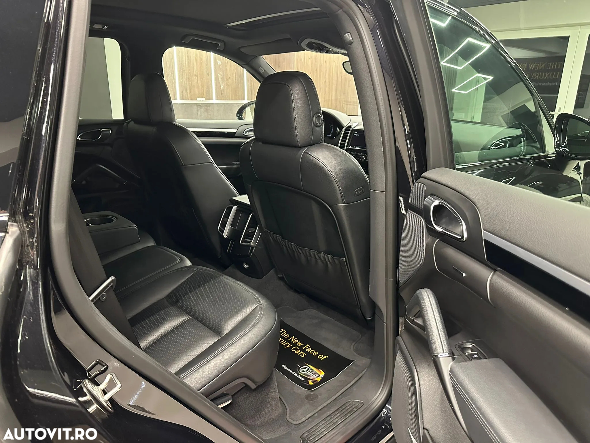 Porsche Cayenne 3.0 L - 18
