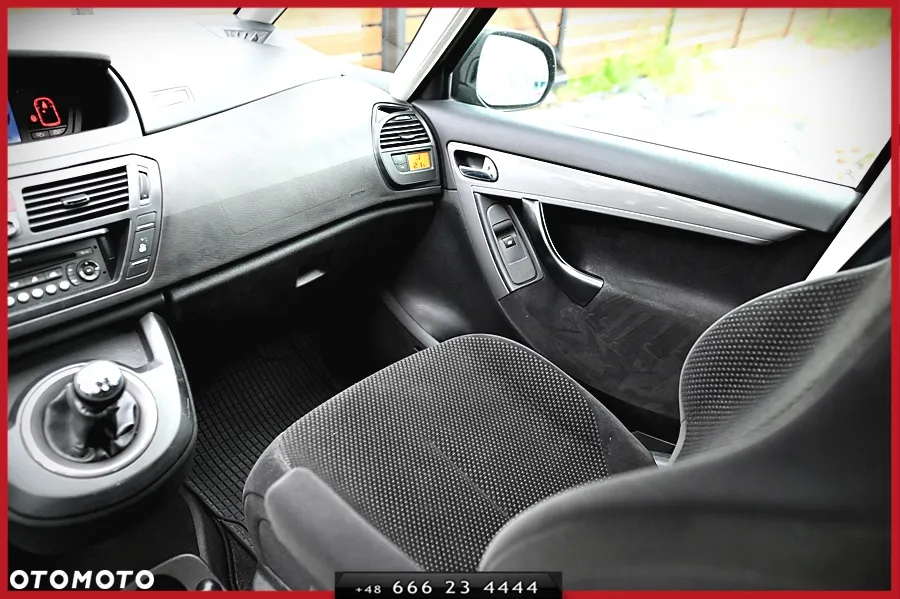 Citroën C4 Grand Picasso 1.8 16V Style - 20