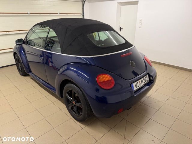 Volkswagen New Beetle Cabriolet 2.0 - 8