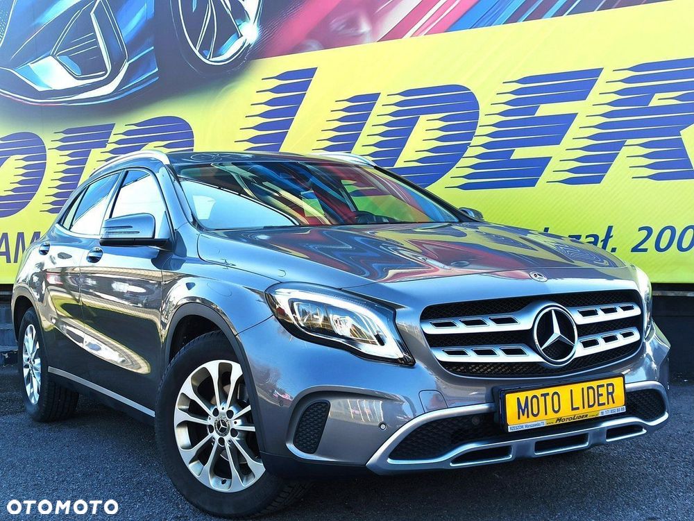 Mercedes-Benz GLA - 1