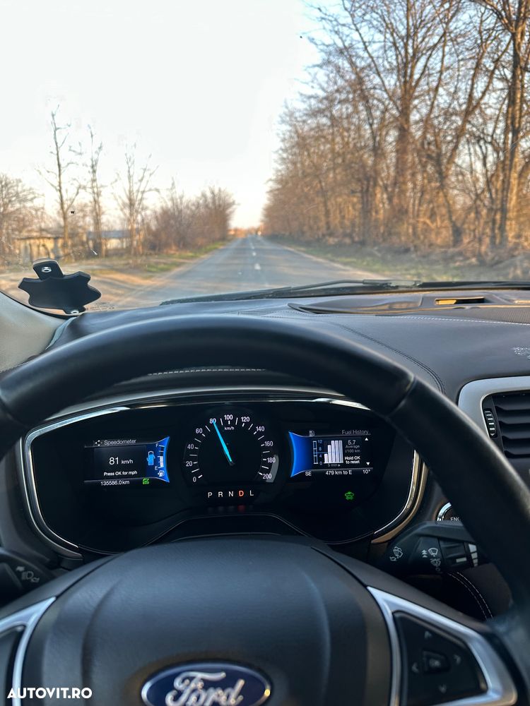 Ford Mondeo 2.0 HEV Vignale - 19