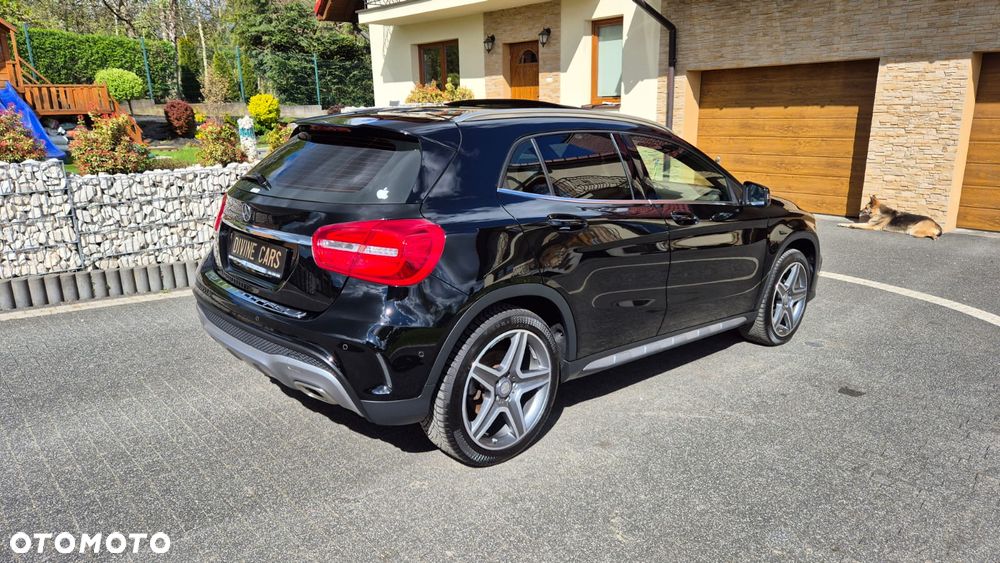 Mercedes-Benz GLA 200 7G-DCT AMG Line - 4