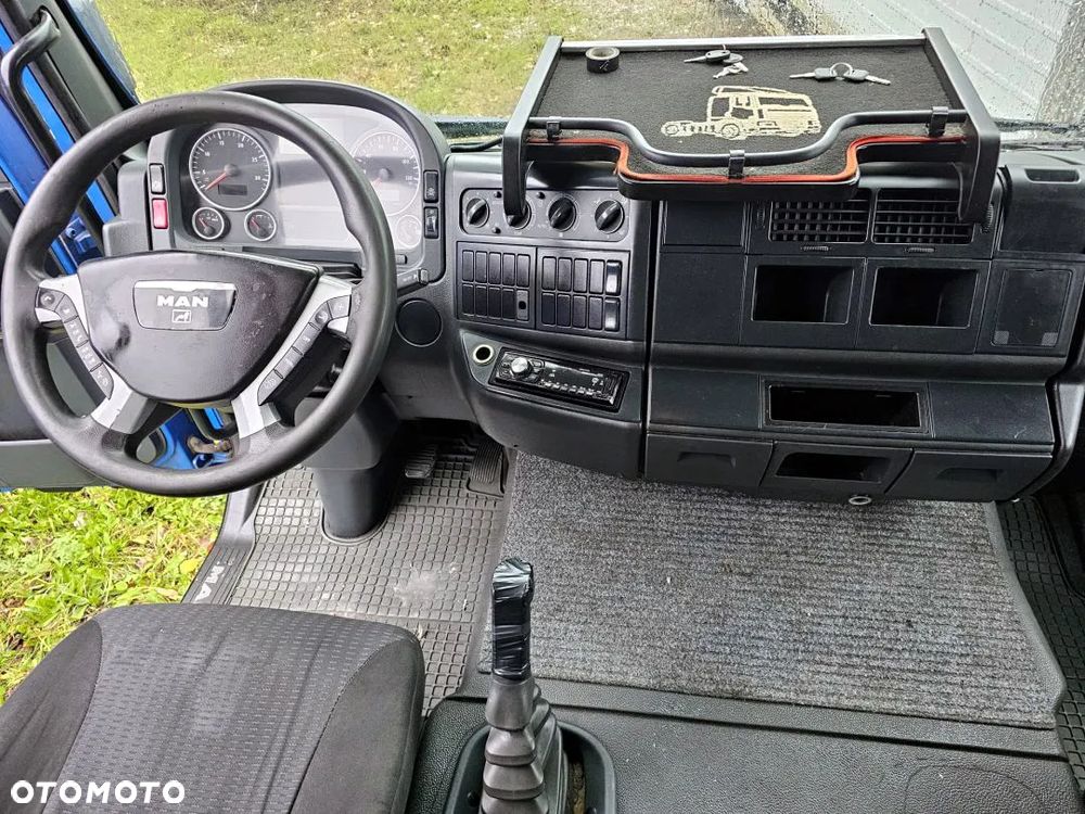 MAN TGL 8.250 - 17