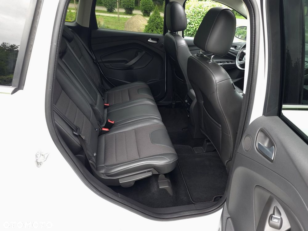 Ford Kuga 2.0 TDCi FWD Titanium - 10