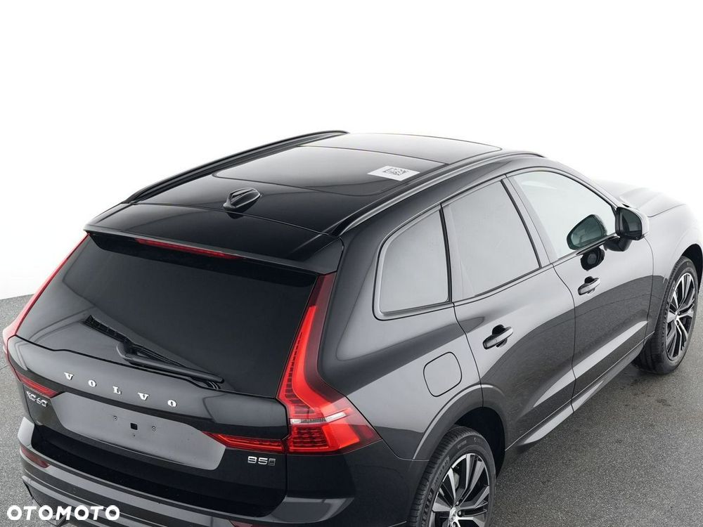 Volvo XC 60 B5 B AWD Ultra Dark - 9