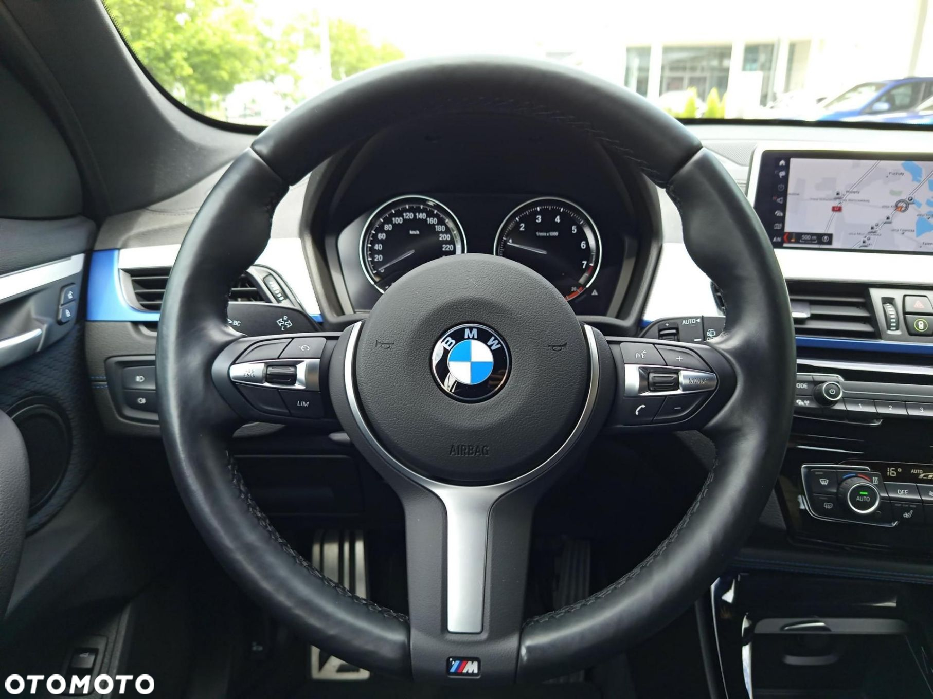 BMW X1 - 11