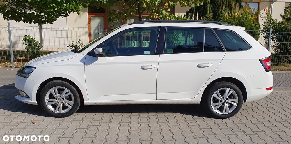 Skoda Fabia 1.0 TSI Ambition - 4
