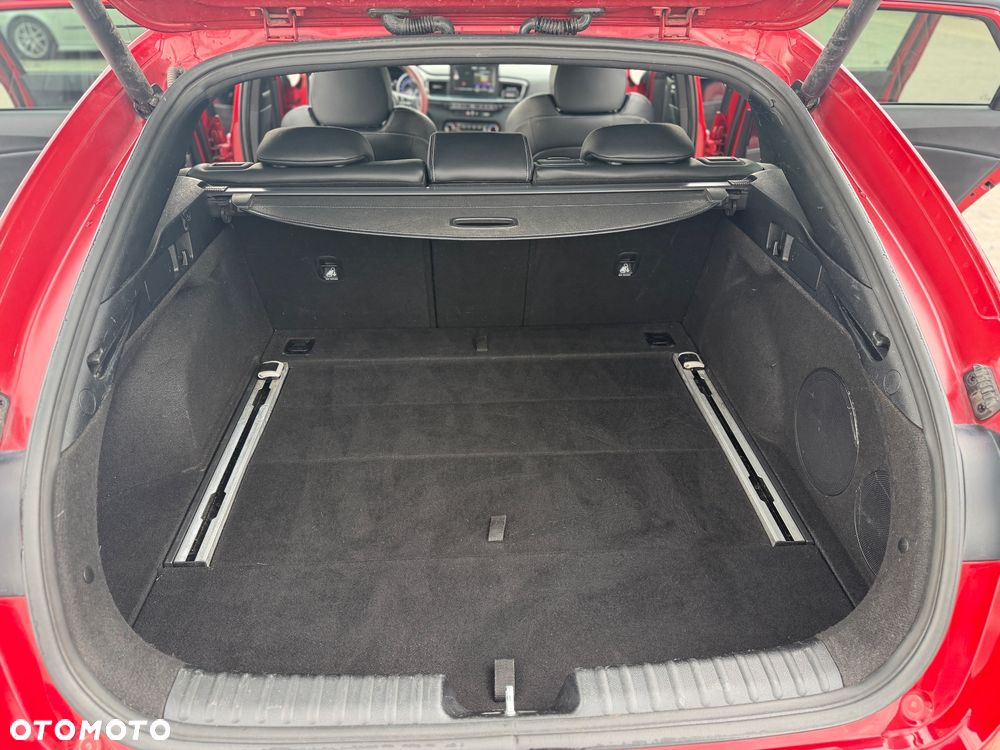 Kia ProCeed 1.4 T-GDI GT Line DCT - 14