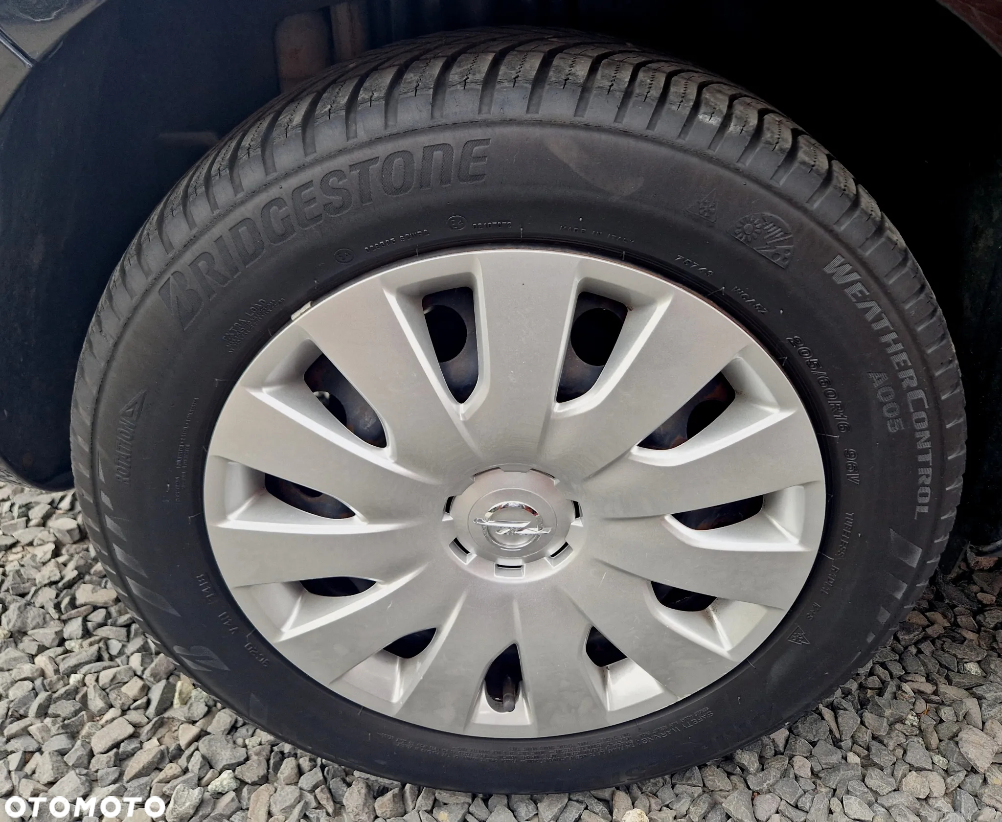Opel Astra 1.4 Turbo Color Edition - 31