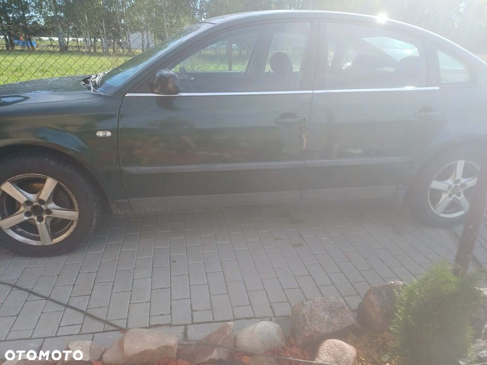 Volkswagen Passat - 3