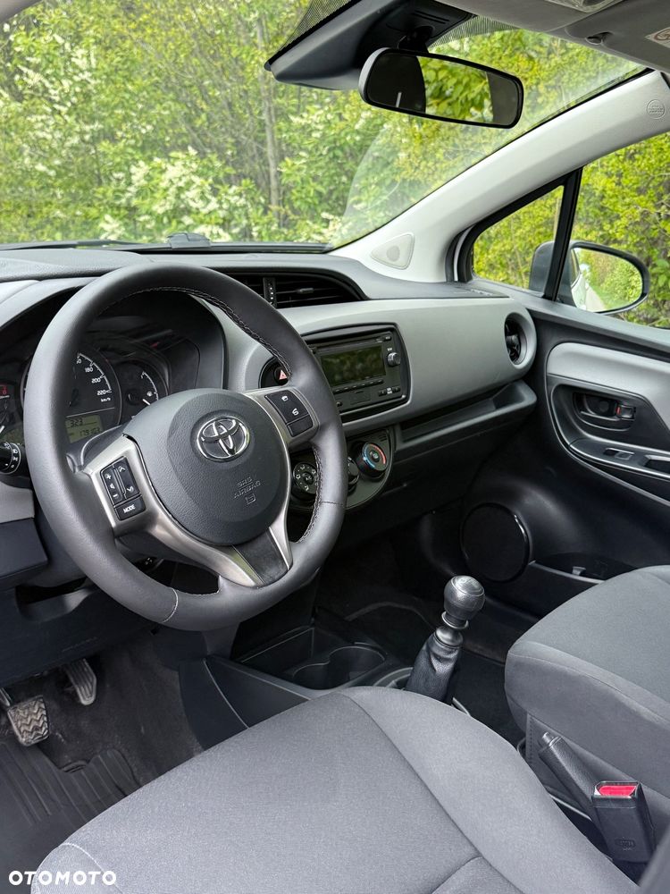 Toyota Yaris 1.5 Active - 9