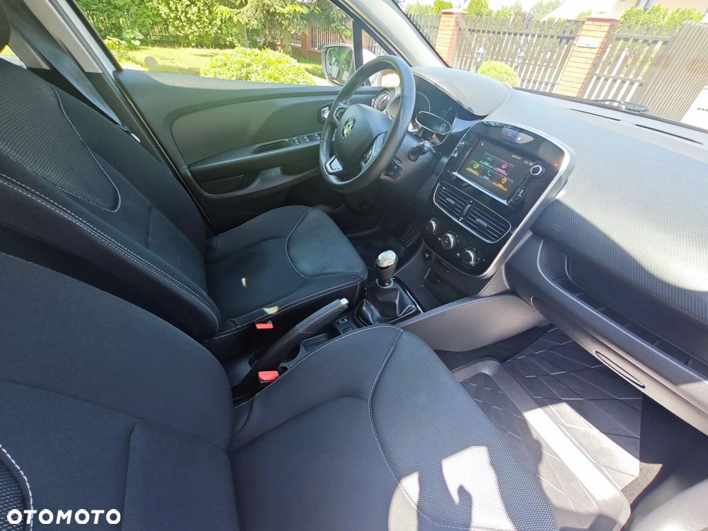 Renault Clio - 30