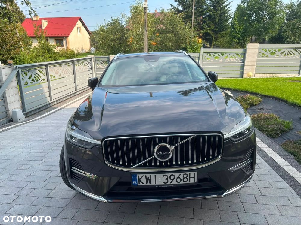 Volvo XC 60 T8 Plug-In Hybrid AWD Plus Bright - 7