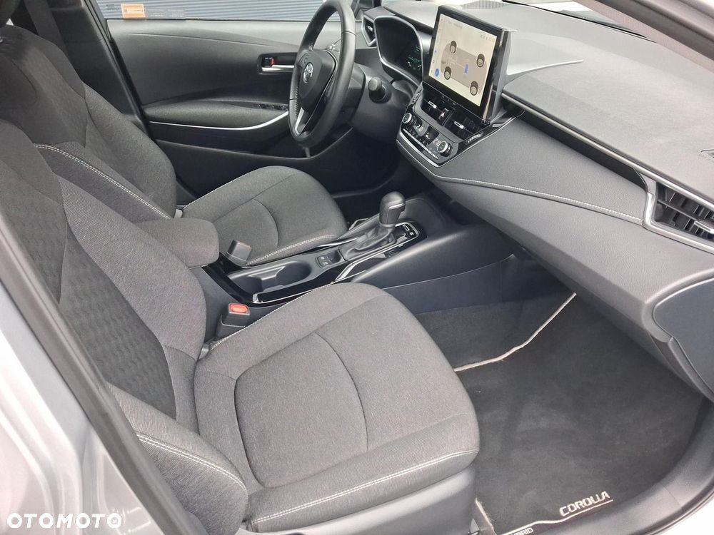 Toyota Corolla 1.8 Hybrid Comfort - 10