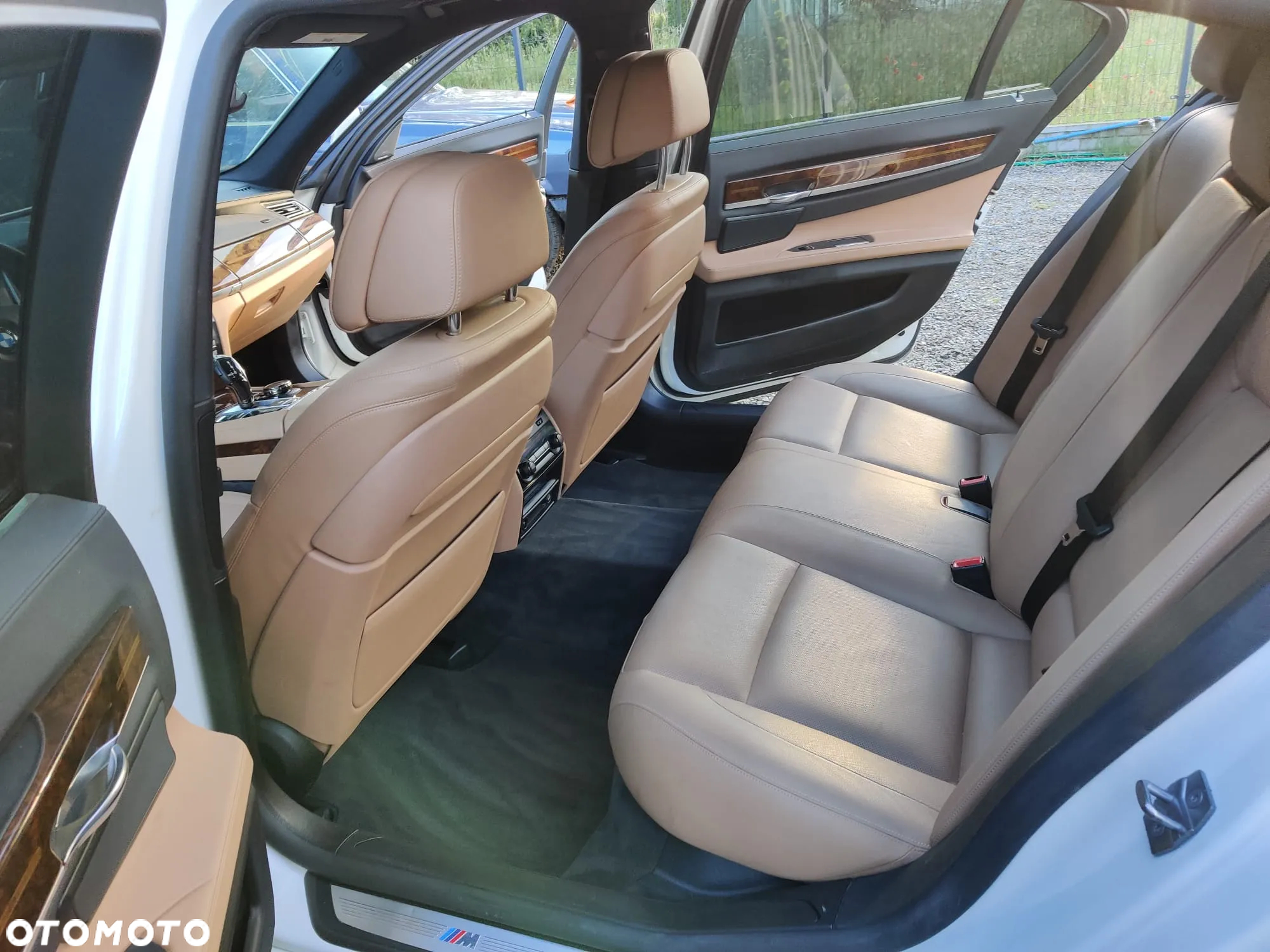 BMW Seria 7 740Li Edition Exclusive - 19