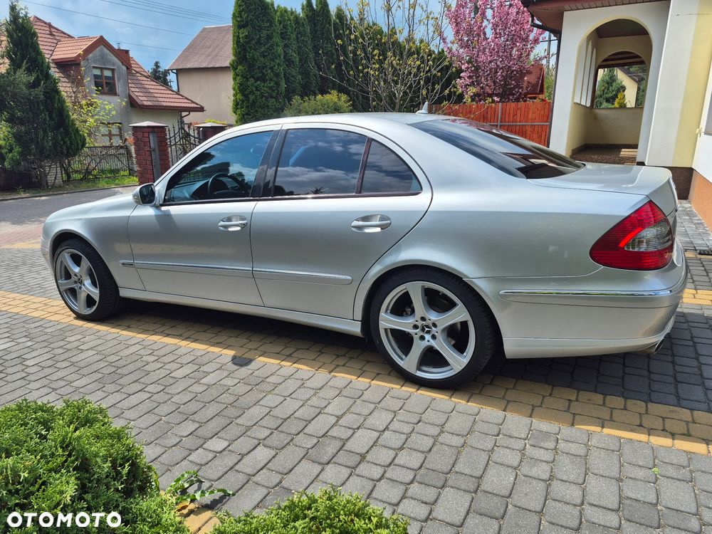 Mercedes-Benz Klasa E 320 CDI 4-Matic Avantgarde - 5