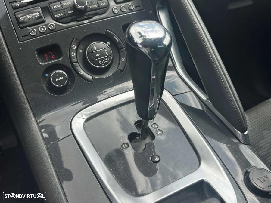 Peugeot 3008 1.6 HDi Sport CMP6 - 18