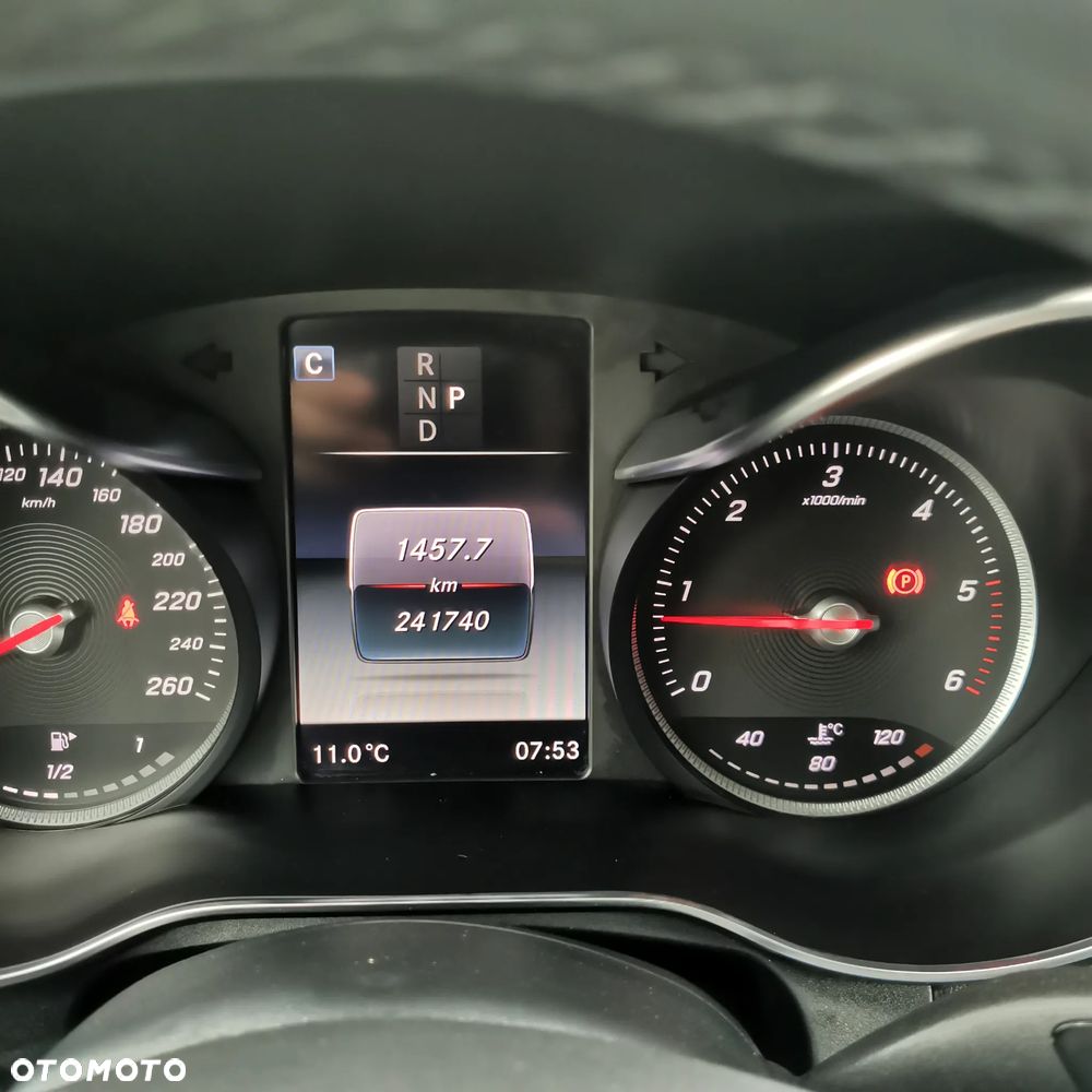 Mercedes-Benz GLC 220 d 4-Matic - 22
