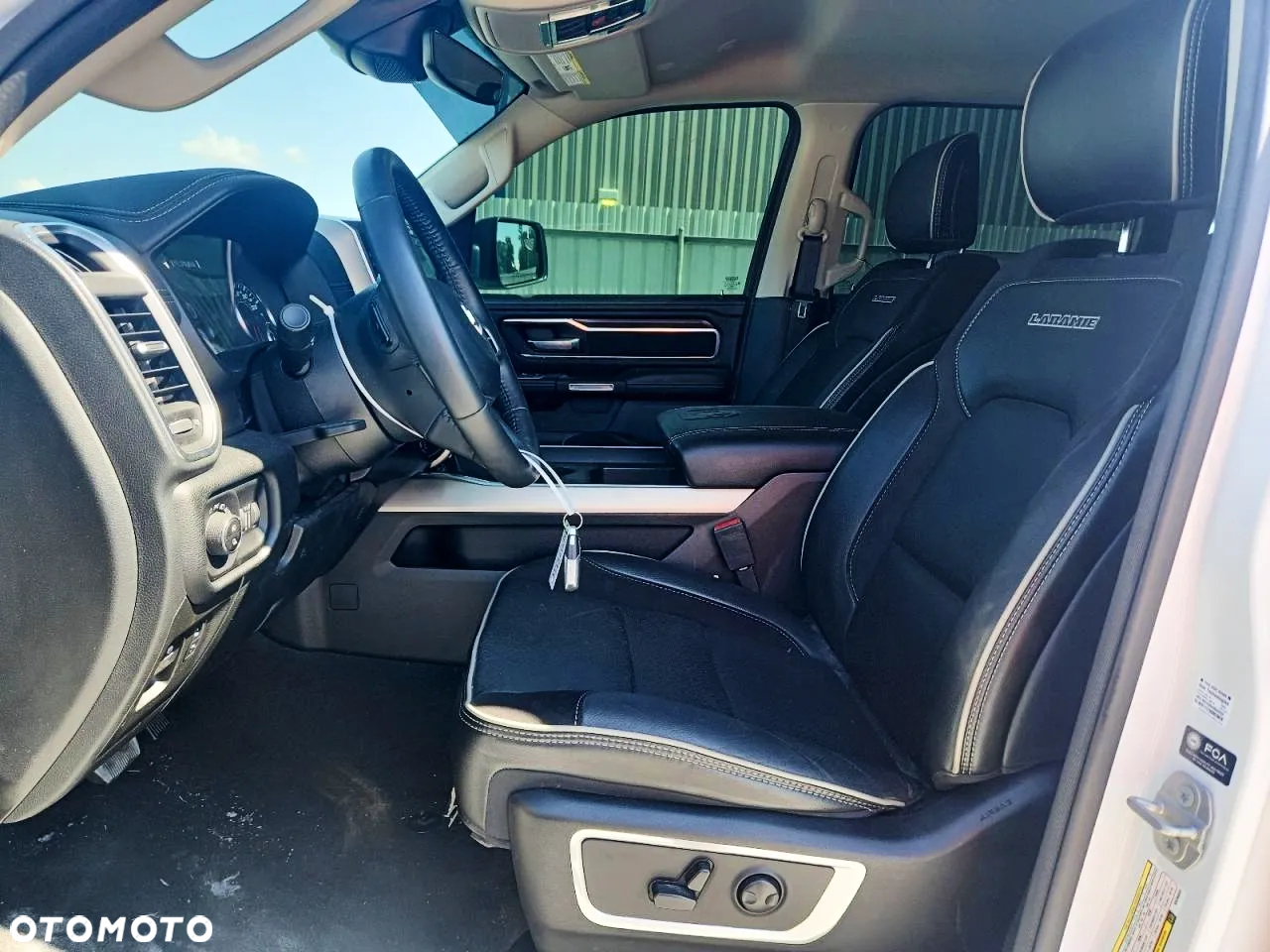 RAM 1500 5.7 Quad Cab Laramie - 7