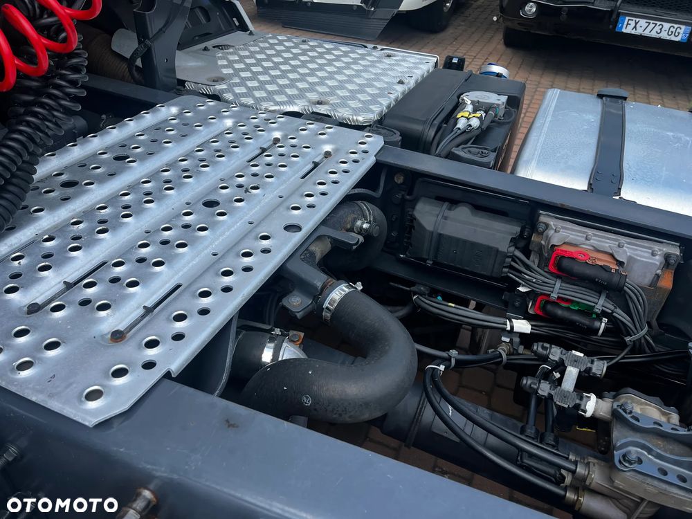 Scania R450 SPROWADZONA Z FRANCJI PO KONTRAKCIE SERWISOWYM DWA ZBIORNIKI PALIWA - 10