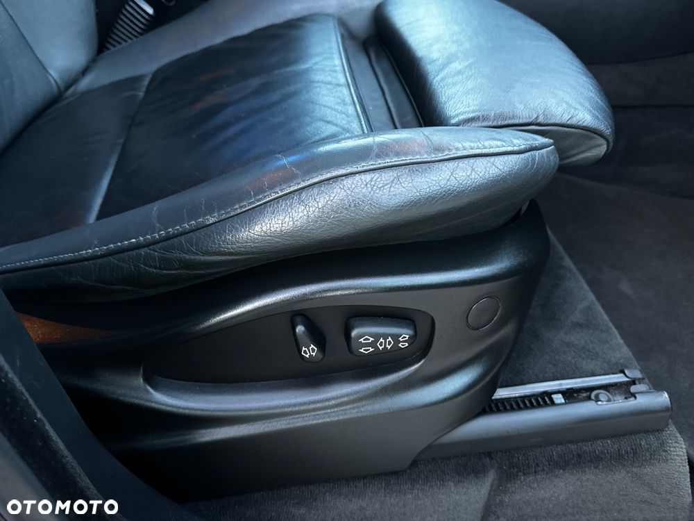 BMW X5 3.0 i Edition Exclusive Sport - 23