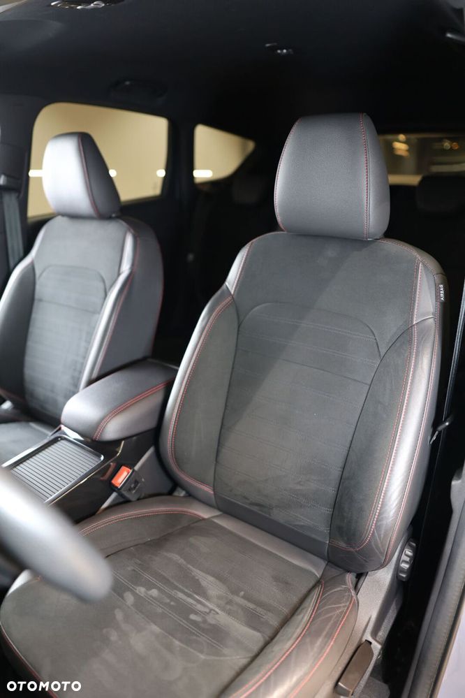 Ford Kuga - 9