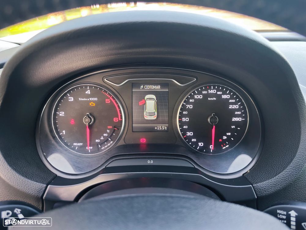 Audi A3 Sportback 1.6 TDI Advance - 14