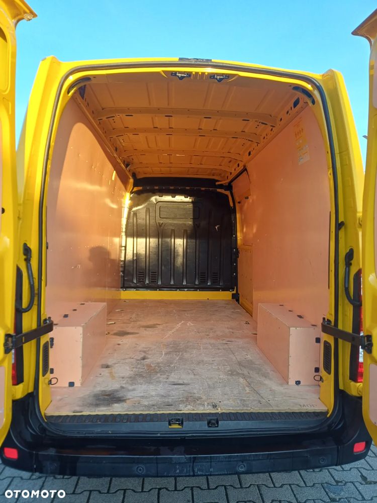 Renault MASTER blaszak - 11