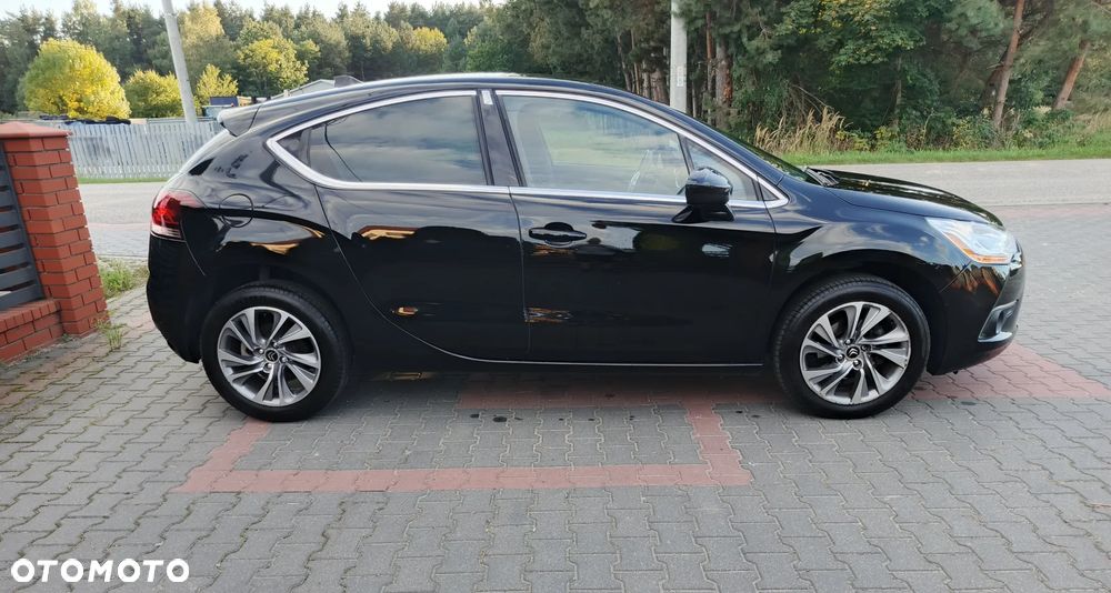 Citroën DS4 e-HDi 115 Chic - 3